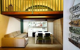 The Wooden Loft - Bari Centro