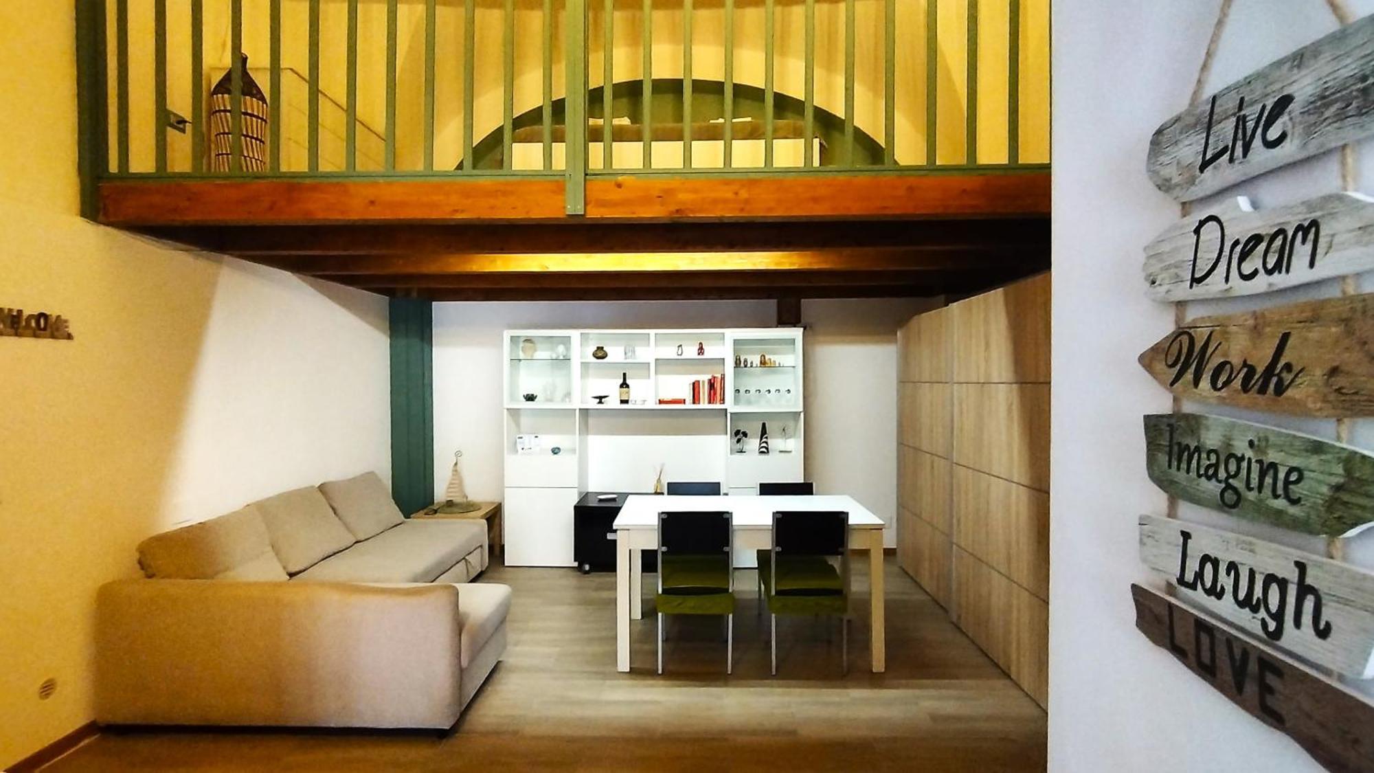 The Wooden Loft - Bari Centro Apartment Exterior foto
