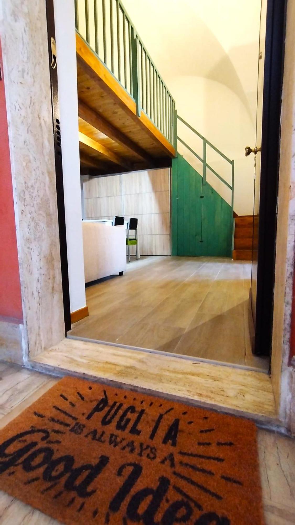 The Wooden Loft - Bari Centro Apartment Exterior foto